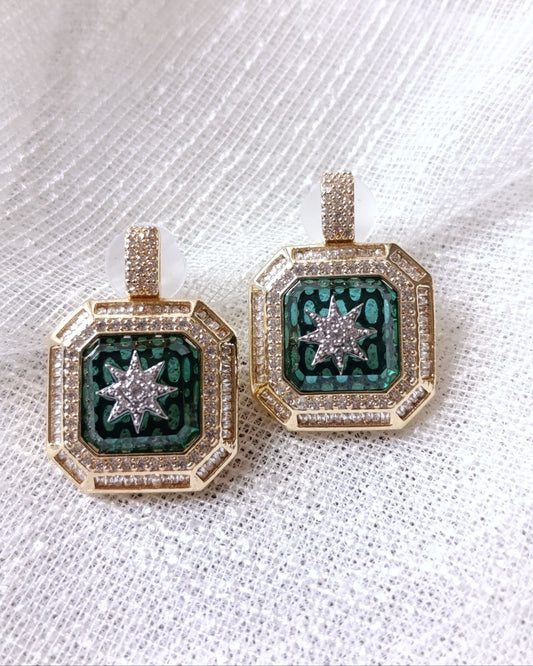 Shadiva Zirkon Taş Gold Yeşil Renk Detay Küpe