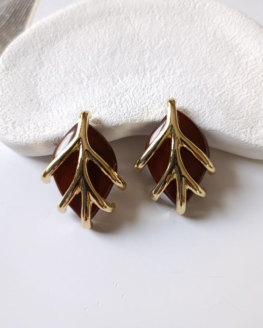 Shadiva Marka Model Kahverengi Detaylı Gold Yaprak Küpe