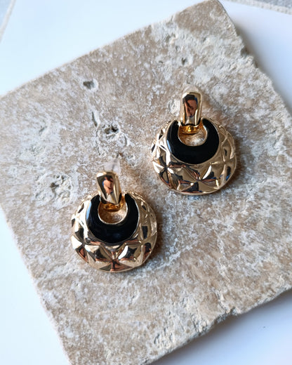 Shadiva Marka Model Siyah Detay Küpe