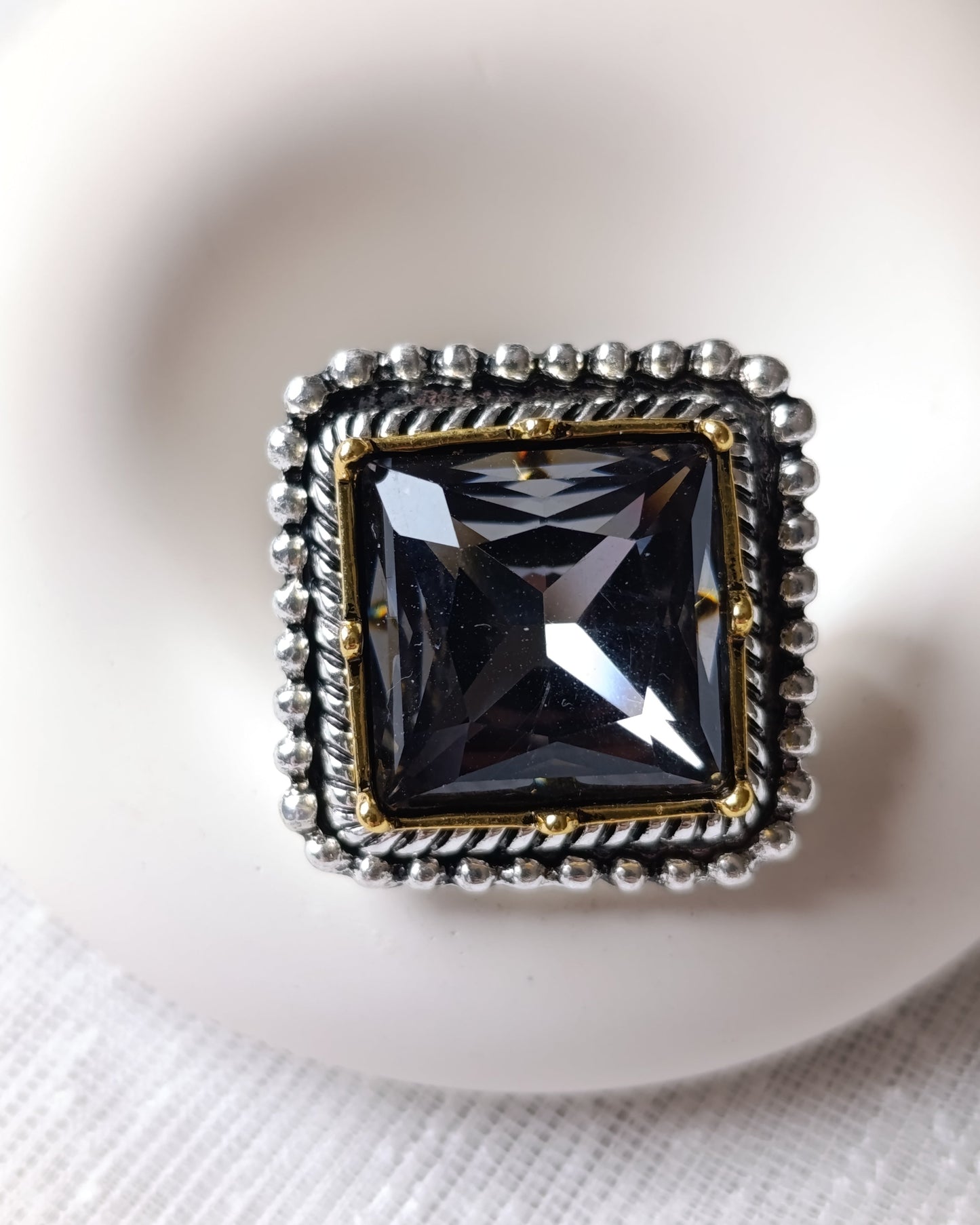 Shadiva Zra Model Kesme Gri Taşlı Silver Yüzük