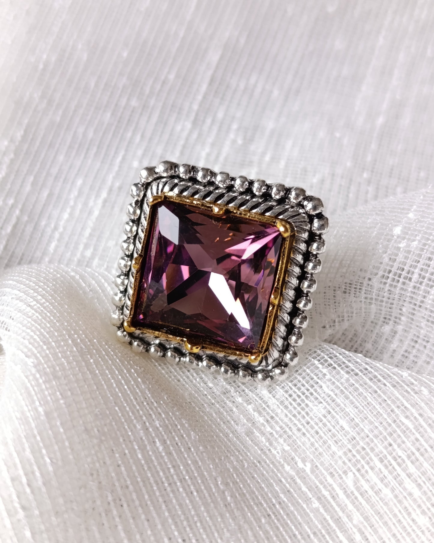 Shadiva Zra Model Kesme Mor Taşlı Silver Yüzük