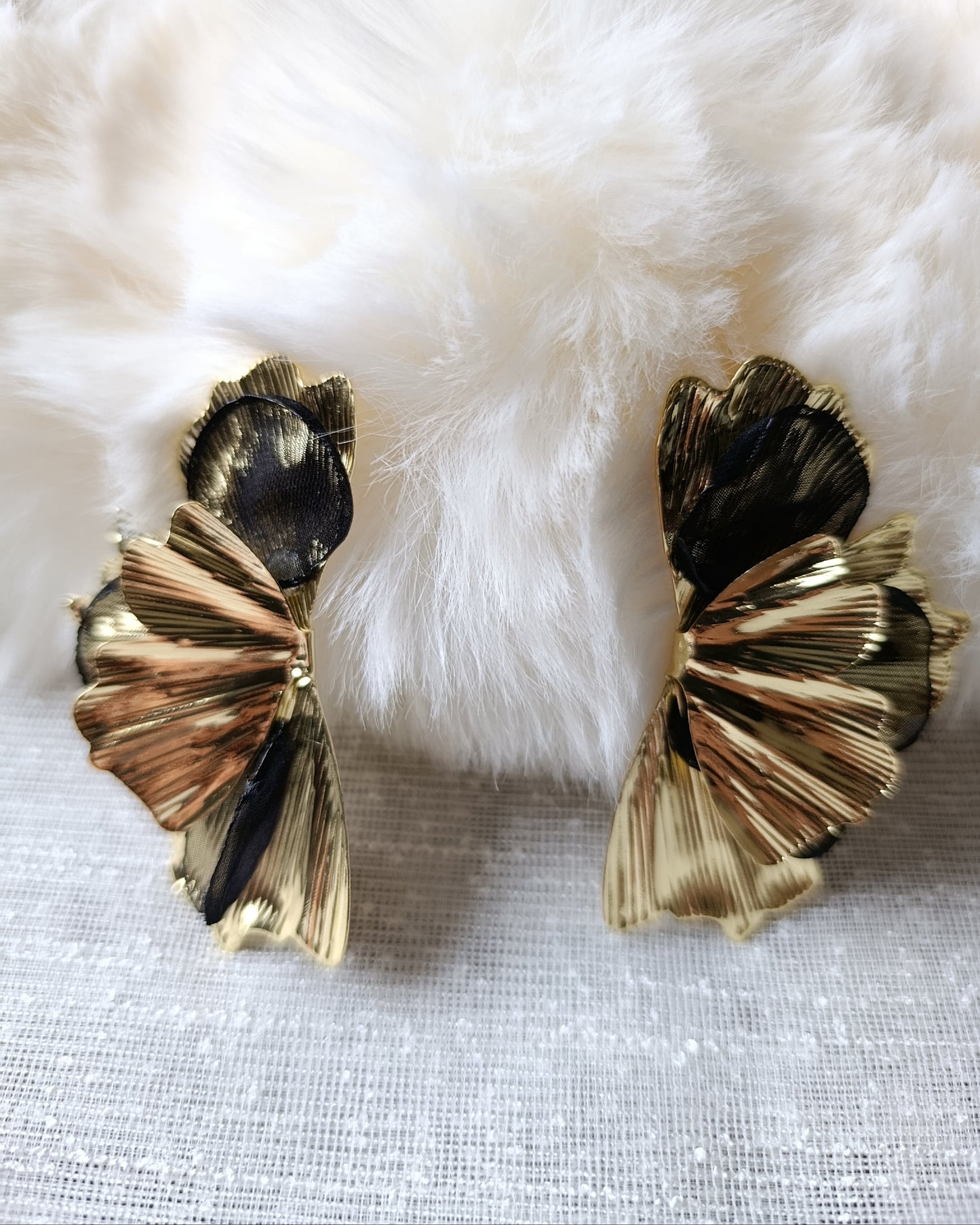 Shadiva Gold Siyah Tül Çiçek Küpe