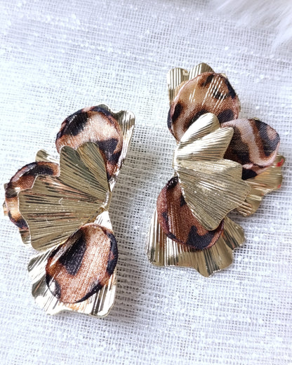 Shadiva Gold Leopar Tül Çiçek Küpe