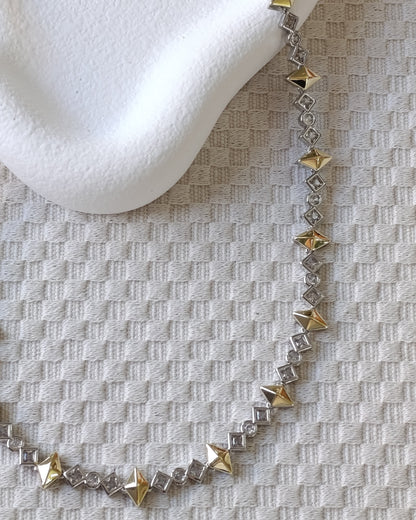 Shadiva Geometrik Su Yolu Kolye