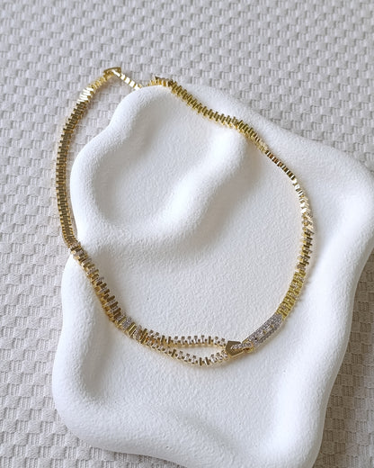 Shadiva Baget Taşlı Fermuar Tasarım Kolye