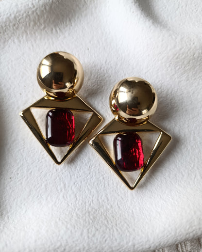 Shadiva Bordo Mine Detaylı Altın Rengi Geometrik Küpe