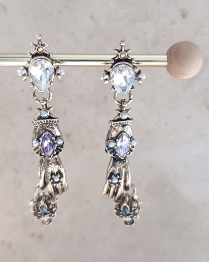 Shadiva Antik Gold El Figürlü Kristal Küpe