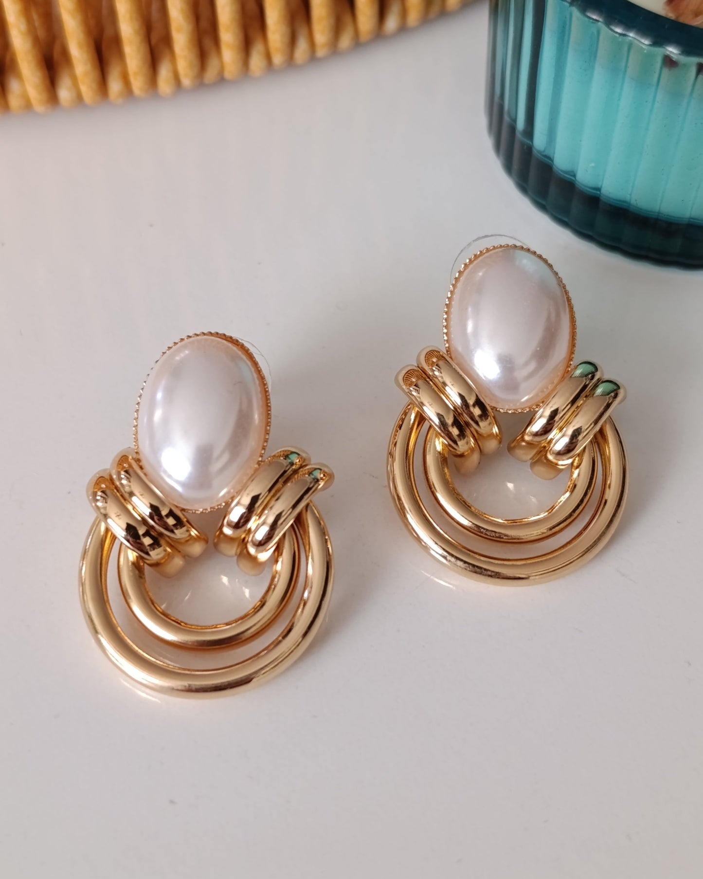 Shadiva İnci Detaylı Vintage Altın Halka Küpe