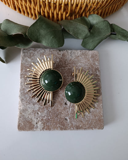 Shadiva Güneş Formlu Yeşil Taşlı Gold Küpe