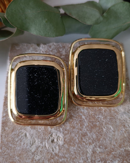 Shadiva Retro Siyah Kare Küpe