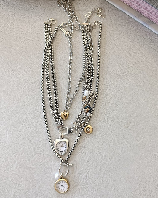 Shadiva Vintage Retro Saat Uçlu ve İncili Katmanlı Tasarım Kolye