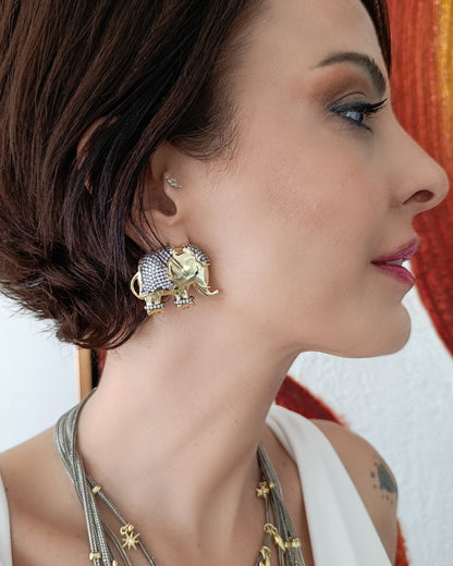 Shadiva Zirkon Taş İşlemeli Fil Figürlü Şans Küpesi