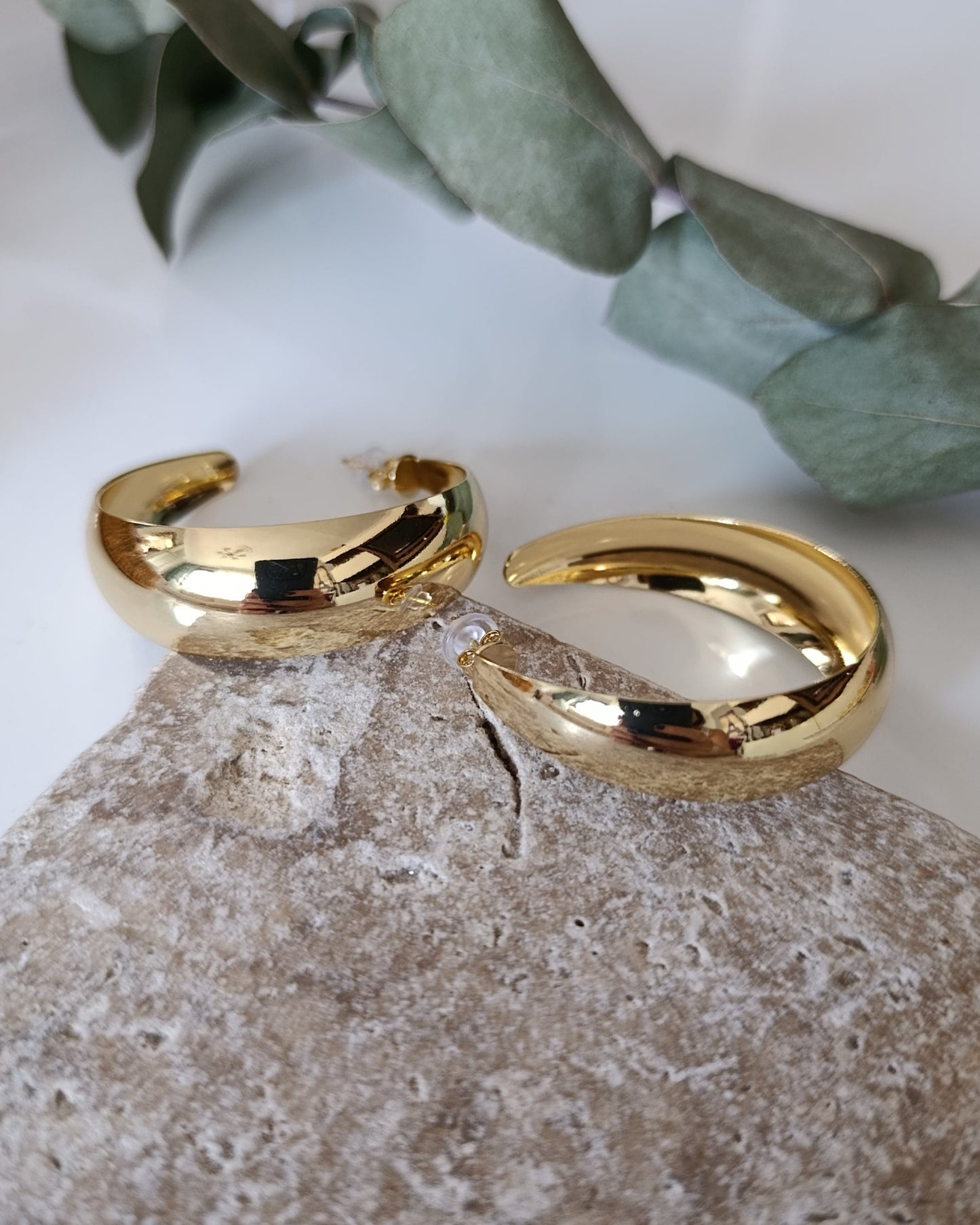 Shadiva Gold Bombeli Yarım Halka Küpe