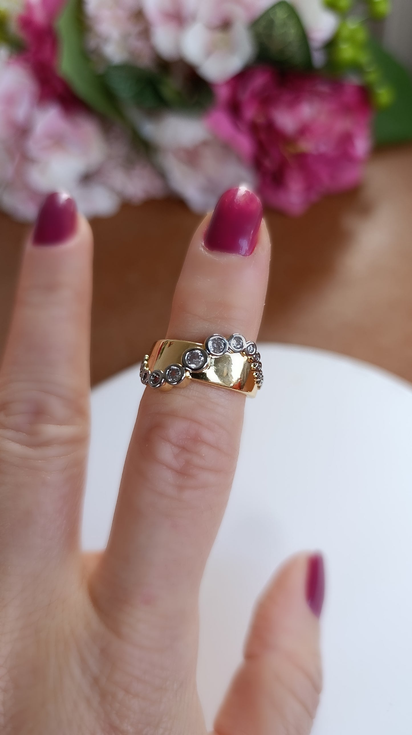 Shadiva Gold Taşlı Cross Yüzük