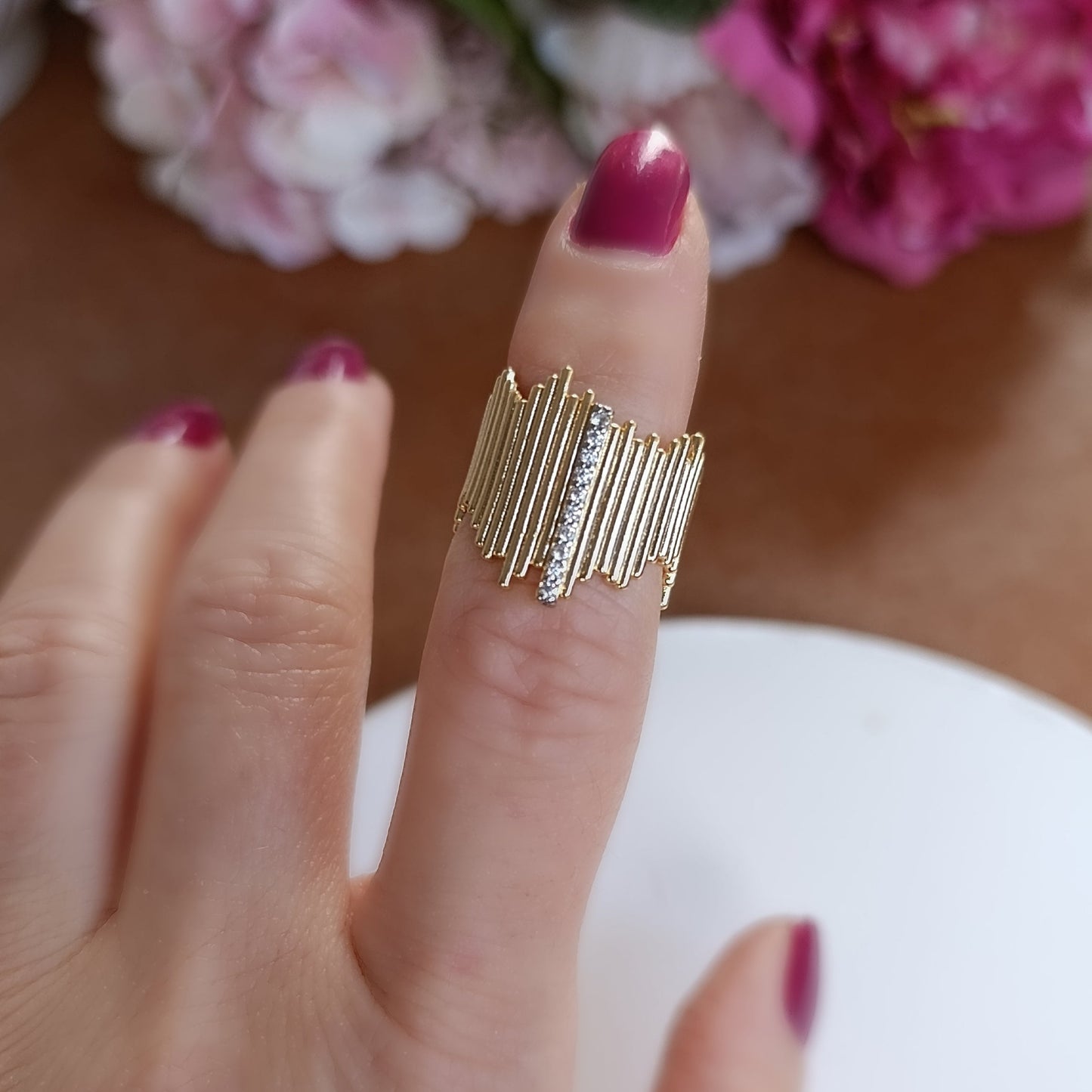 Shadiva Gold Taşlı Zigzag Yüzük