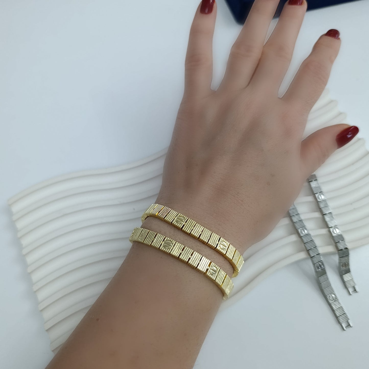 Shadiva Marka Model Özel Seri Gold Bileklik