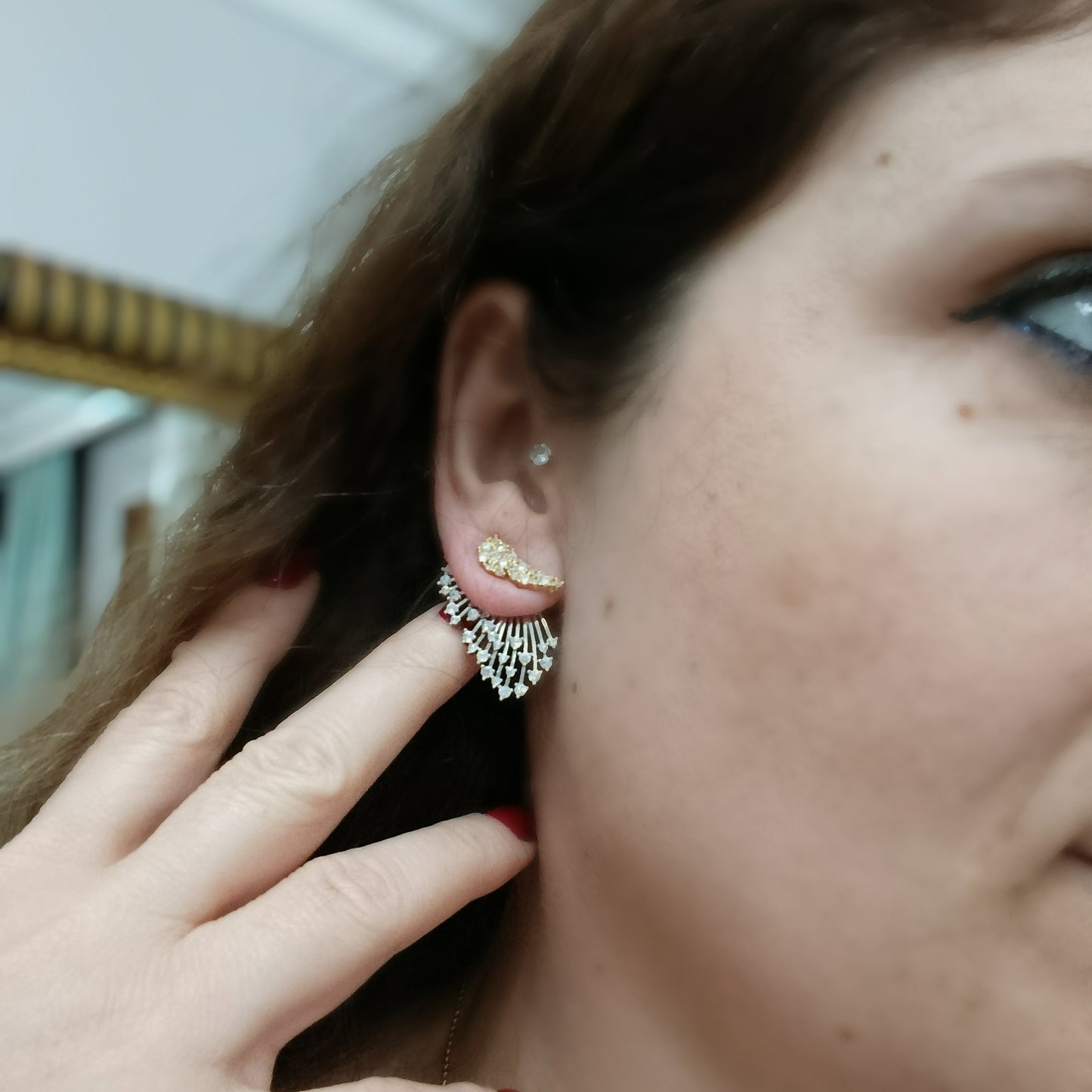 Shadiva Silver Zirkon Taş Detaylı Kanat  Küpe
