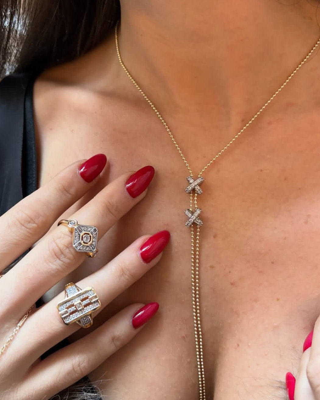 Shadiva Gold Premium Seri Taş Detay Dekolte Y Kolye