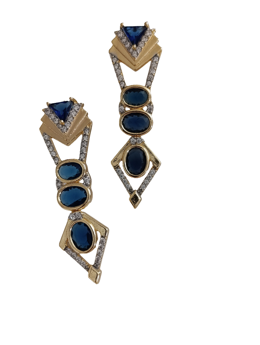 Shadiva Taş Detaylı Altın Küpe